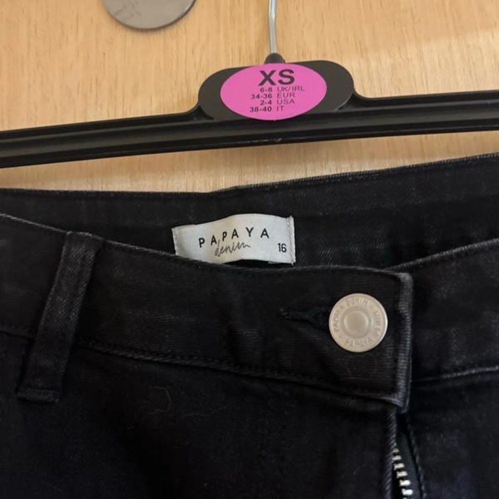 Black ItemPapaya jeans